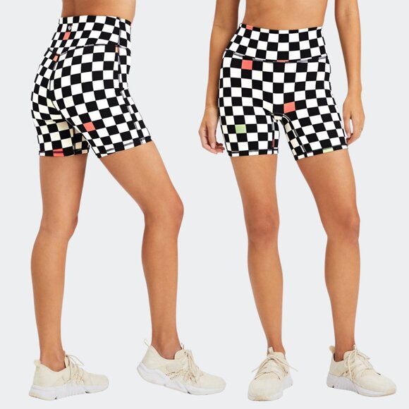 Fabletics Checks High-Waisted 6'' Short NWOT - Picture 1 of 4